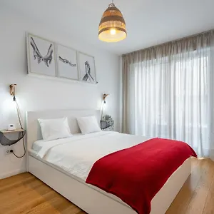 Apartament Papini's -apartment With Big Terrace, Bucureşti