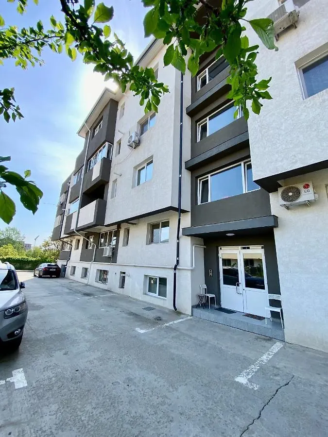 Apartment Titan Pallady Бухарест